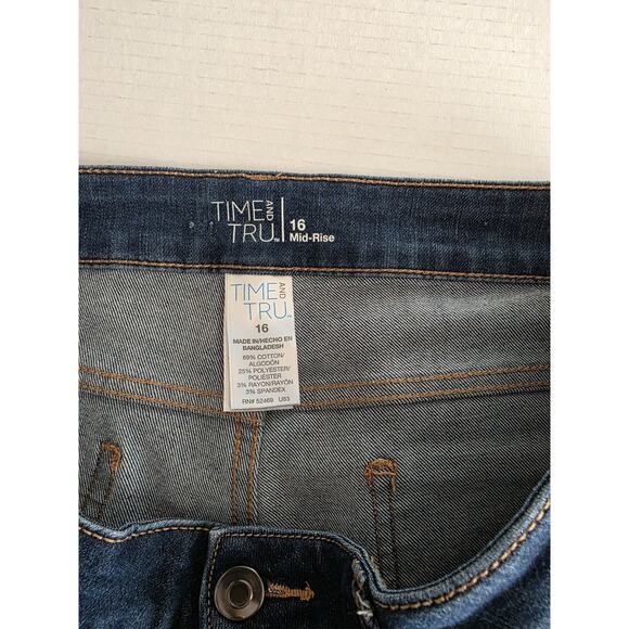 Time And Tru Jean Shorts Womens Sz 16 Blue Denim Cuffed Stretch Mid Rise Pockets - Picture 4 of 5